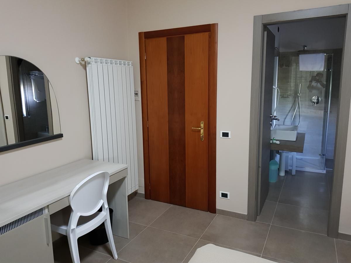 Hotel Francesco بادينغي سول غاردا المظهر الخارجي الصورة